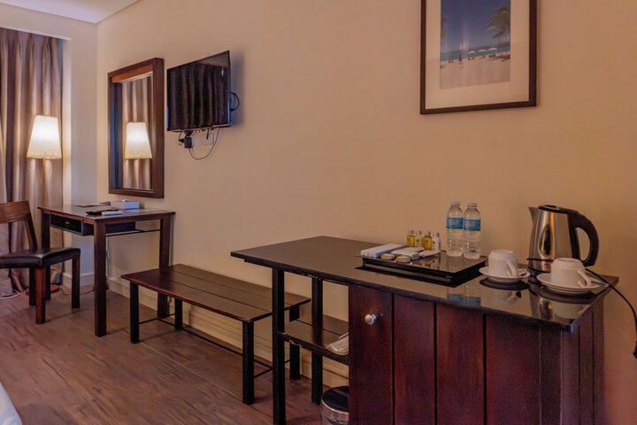 Room 14 of 67