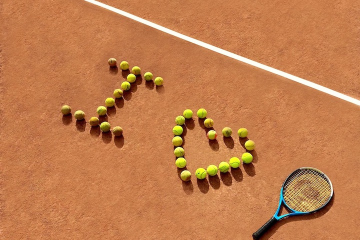 Tennis court