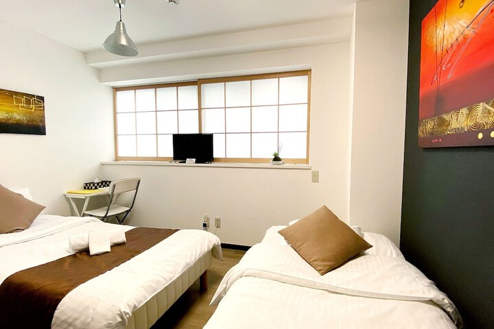 Room 27 of 110