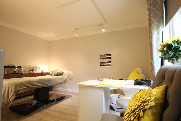 Room 33 of 52