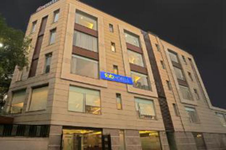 Fabhotel Star Inn