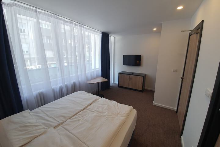 Room 26 of 56