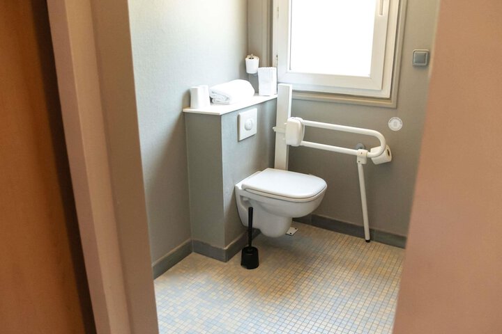Room 58 of 161