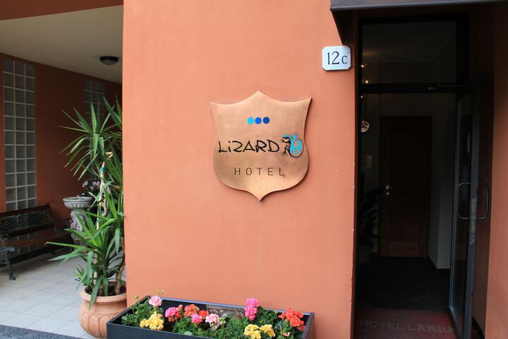 Hotel 33 of 37