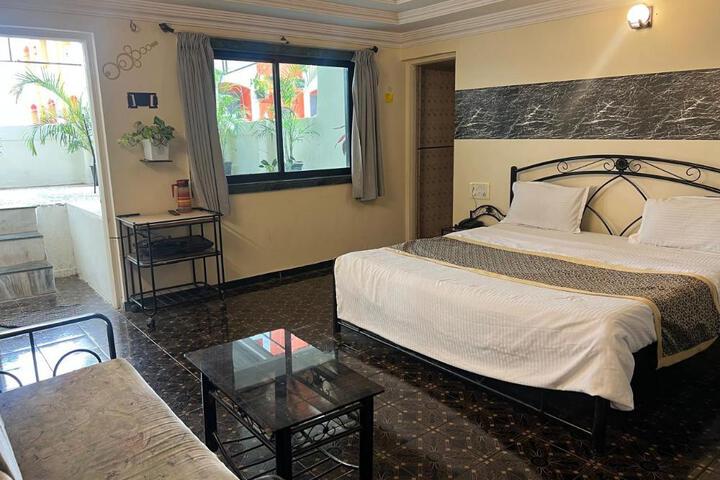 Hotel Sai Village