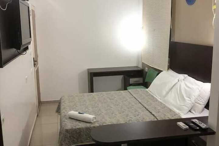 Room 9 of 54