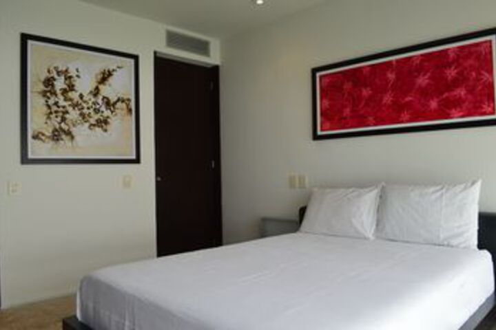 Room 36 of 108
