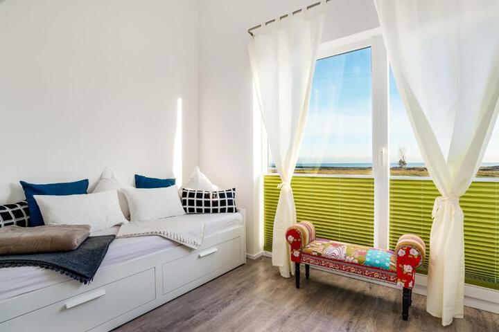 General 17 of 33