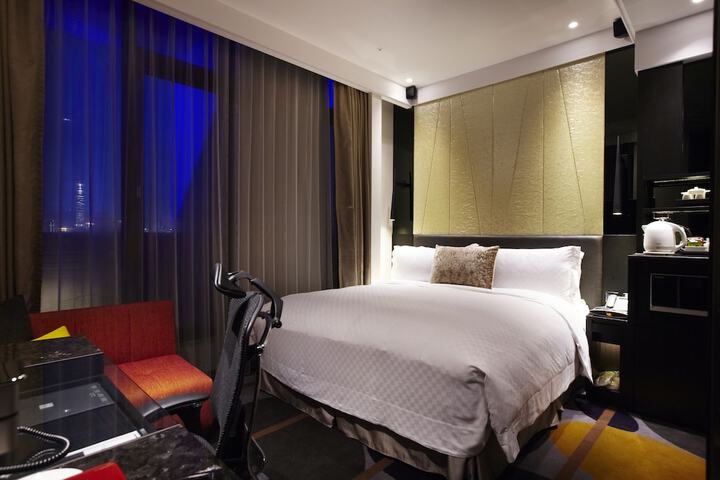 Room 14 of 58