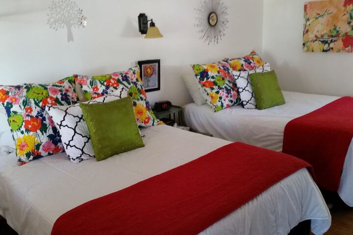 Deluxe Room 2 Double Beds Refrigerator, Microwave Ground Floor (4 of 6)