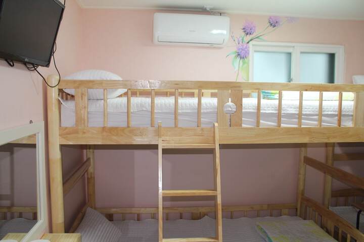 Room 14 of 55