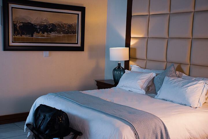 Room 3 of 9