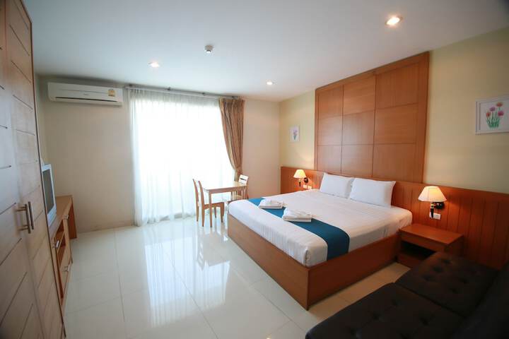 Room 16 of 62