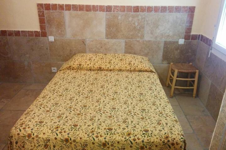 Room 4 of 26