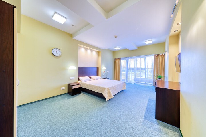 Room 21 of 50