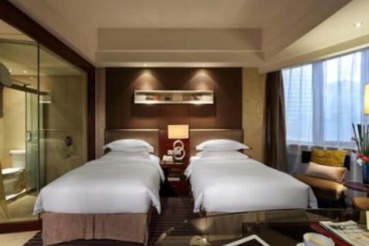 Room 46 of 90