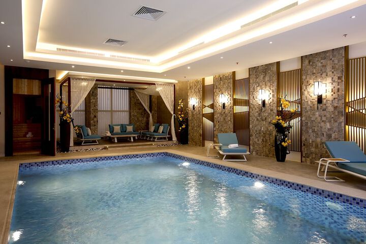 Pool 43 of 66