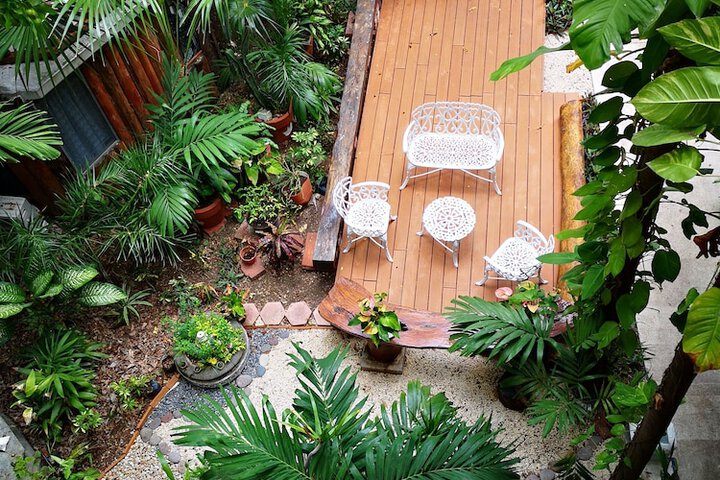 Sundeck 76 of 85