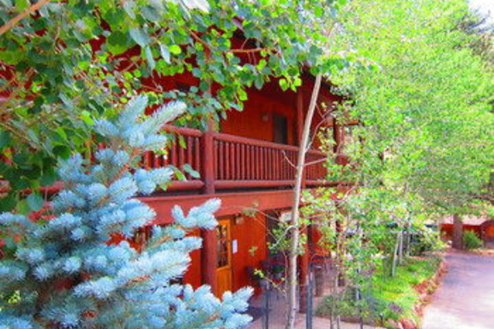 Exterior of Amberwood