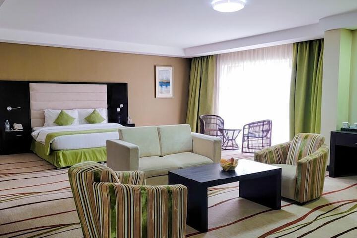 Room 16 of 43