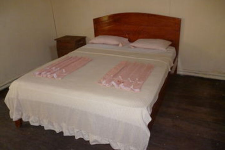 Room 18 of 26