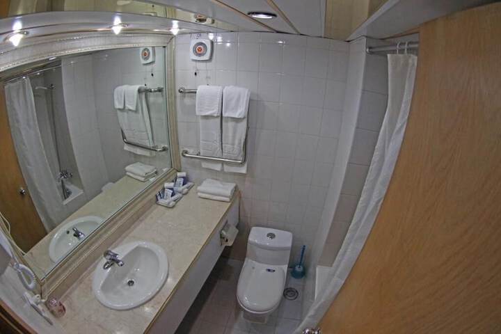 Room 26 of 41