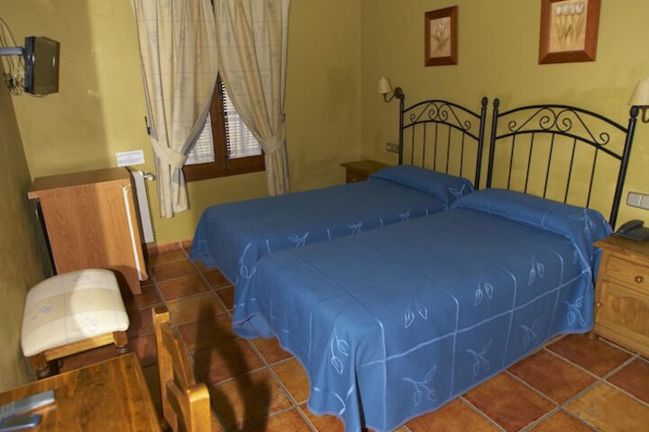 Room 5 of 44