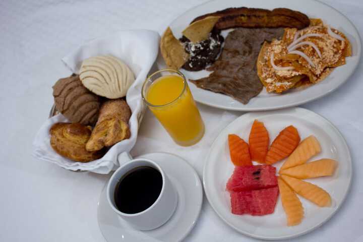 Breakfast/Coffee Service 47 of 59