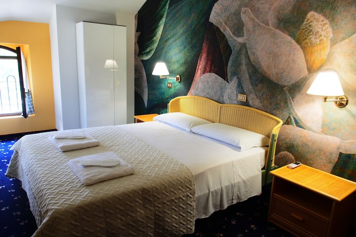 Room 19 of 54