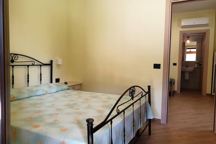 Room 15 of 52