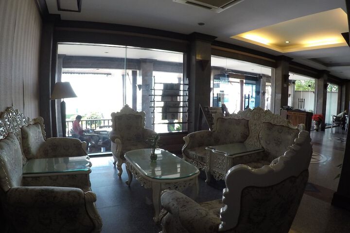 Hotel Interior 6 of 24
