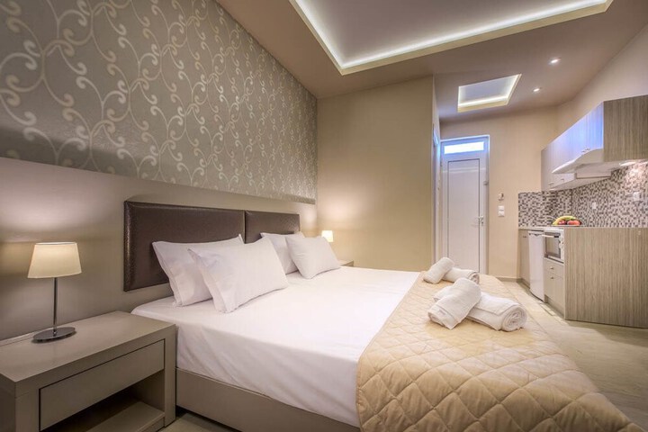 Room 6 of 20