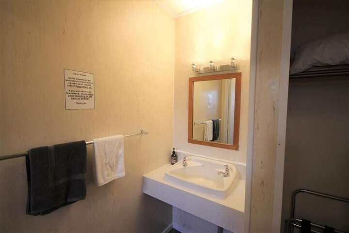 Room 47 of 59