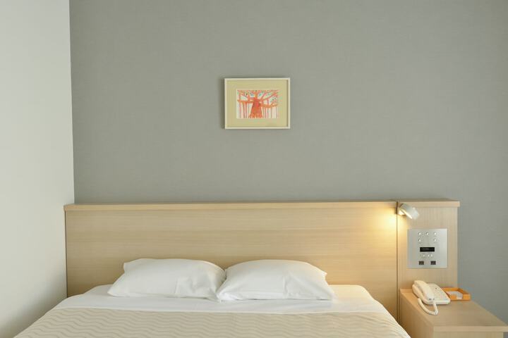 Room 14 of 101