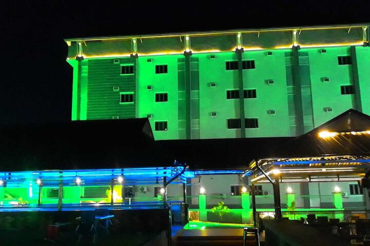 Hotel 37 of 39