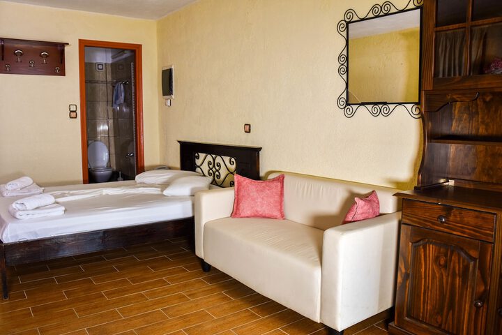 Room 2 of 22
