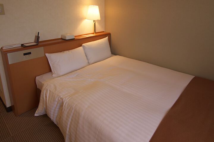 Room 8 of 47