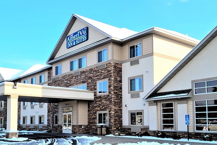 AmeriVu Inn & Suites Chisago City