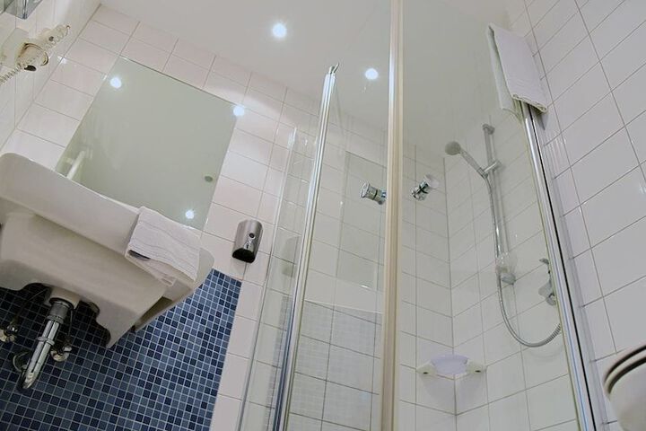 Photo 5