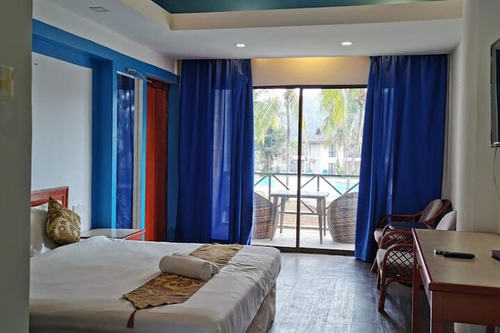 Room 28 of 66