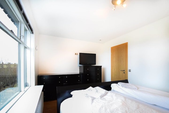 Room 7 of 34