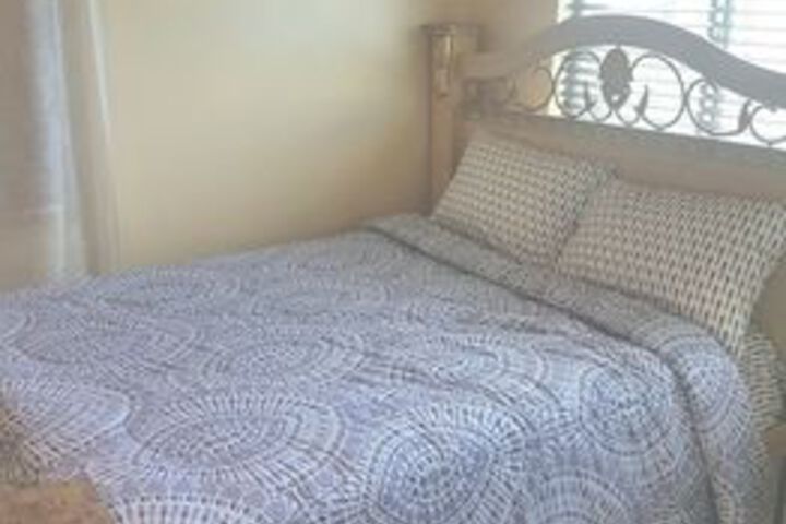 Room 12 of 43