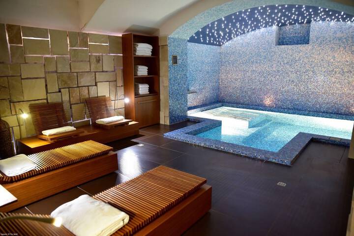Pool 47 of 100
