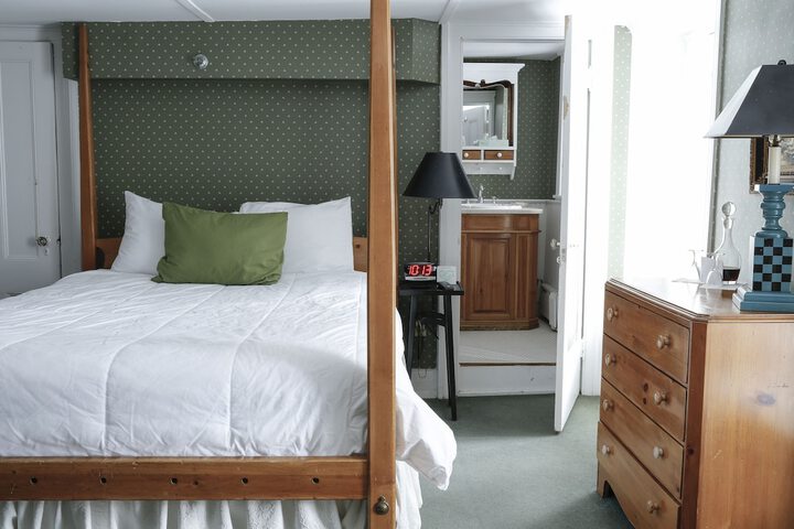 Room 5 of 56
