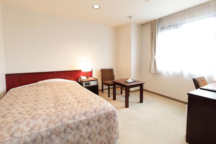 Room 18 of 30
