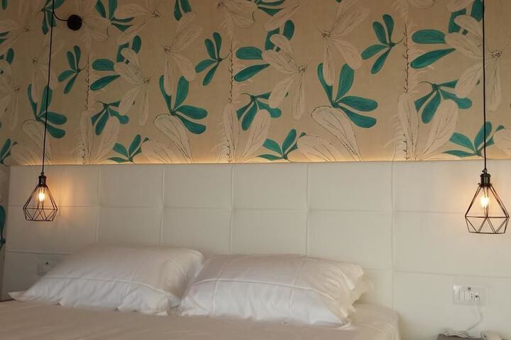 Room 11 of 82