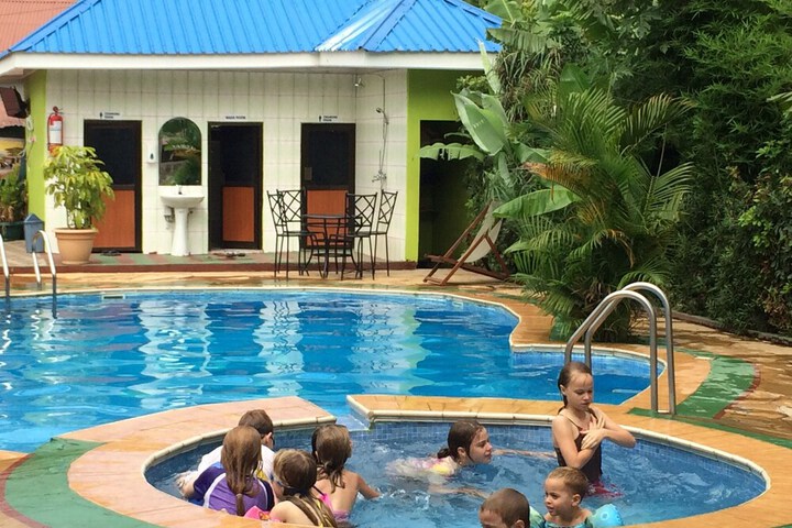 Pool 96 of 167