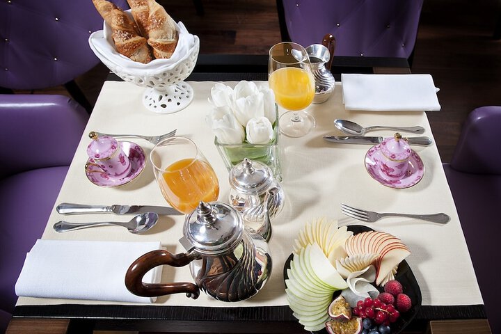 Breakfast/Coffee Service 26 of 35