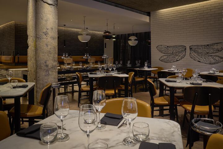 Dining 85 of 129