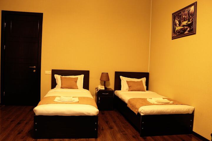 Room 21 of 71
